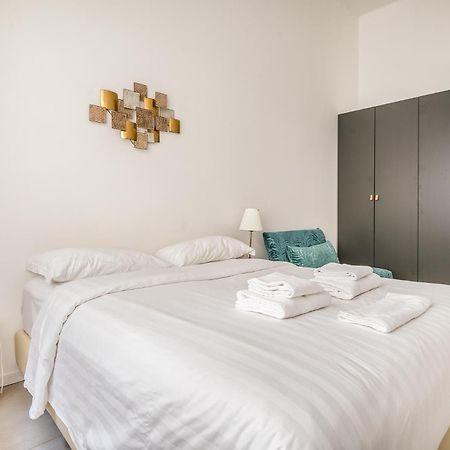 Brand New Milano 5 Pax Wifi Corso Sempione Apartment Luaran gambar