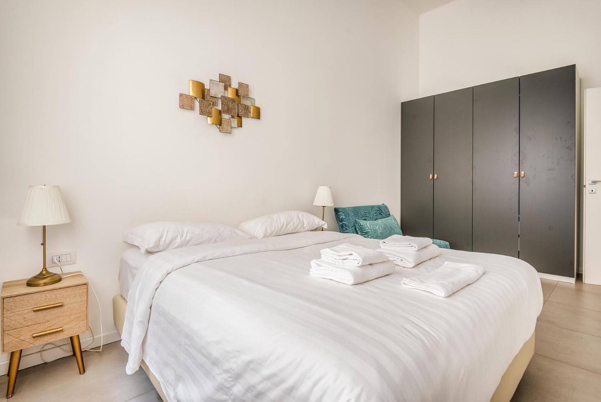 Brand New Milano 5 Pax Wifi Corso Sempione Apartment Luaran gambar